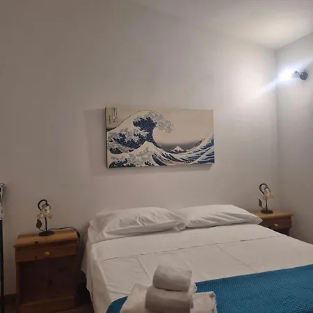 Via Gramsci * 圣特奥多罗